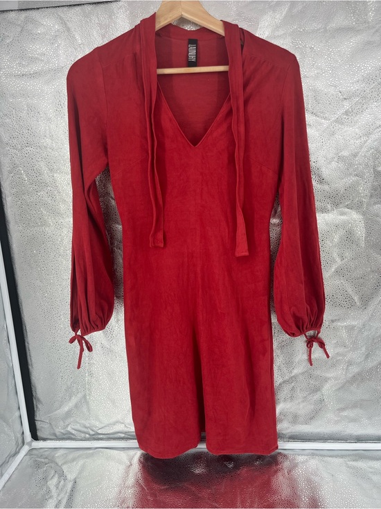 Laundry By Shelli Segal Dresses & Skirts - Laundry Shelli Segal Red Suede-Look Long Sleeve Tie Front Mini Dress USA XS Sz 2